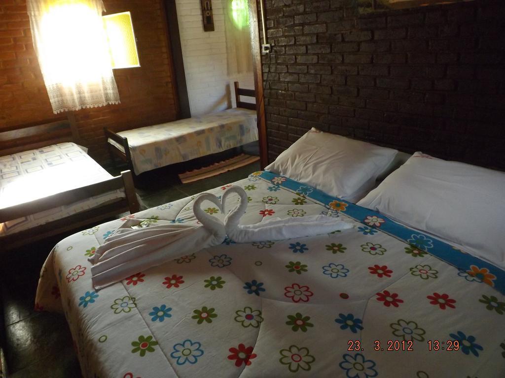 Pousada Quintal Das Pedras Penedo  Phòng bức ảnh