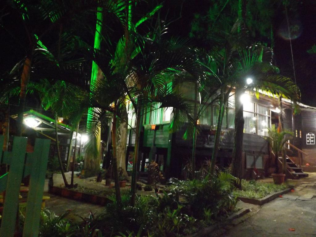 Pousada Quintal Das Pedras Penedo  Ngoại thất bức ảnh